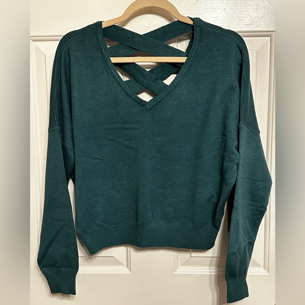 Dreamers by Debut Green Sweater size Medium